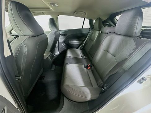 Used 2024 Subaru Crosstrek 2.0i Premium image 31