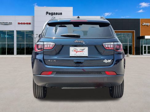 New 2026 Jeep Compass Latitude AWD/4WD image 8