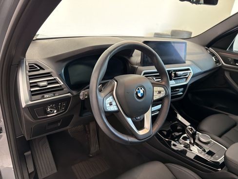 Used 2024 BMW X3 xDrive30i w/ Premium Package AWD/4WD image 4