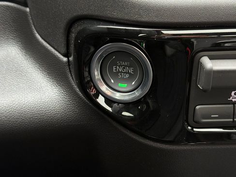 Used 2026 Chevrolet Silverado 1500 ZR2 image 24