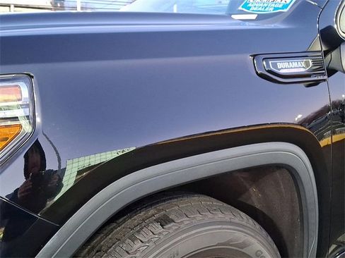 Used 2022 GMC Sierra 1500 Elevation image 10