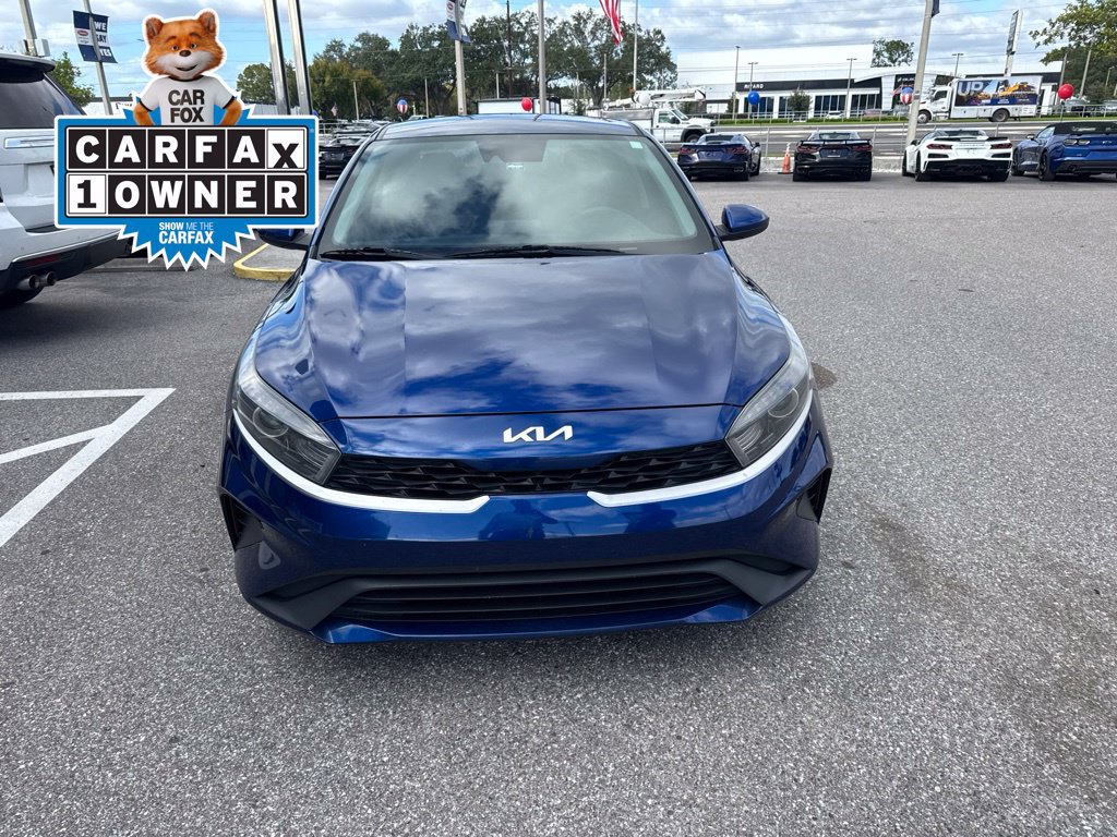 Used 2022 Kia Forte LXS FWD image 2