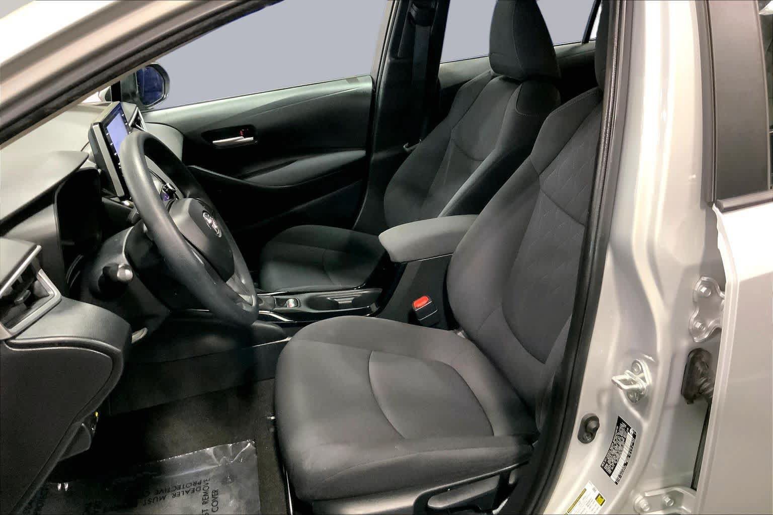 Certified 2020 Toyota Corolla LE w/ Carpet Mat Package (TMS) FWD image 8