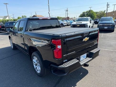 Certified 2022 Chevrolet Silverado 1500 Custom RWD image 4
