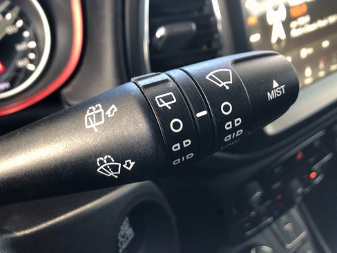 Used 2018 Jeep Compass Trailhawk w/ Navigation Group image 29