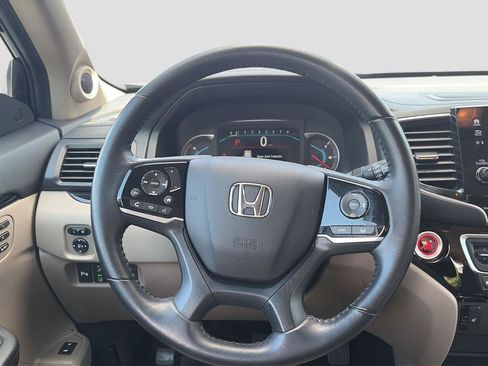 Used 2020 Honda Pilot Touring image 14
