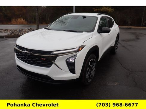 New 2026 Chevrolet Trax RS w/ Driver Confidence Package image 3