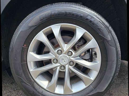 Used 2020 Hyundai Santa Fe SEL image 29