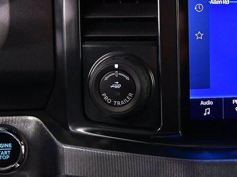 Used 2025 Ford F350 Platinum image 28