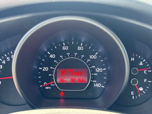 Used 2016 Kia Soul + w/ Designer's Package FWD image 21