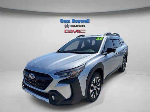 Used 2025 Subaru Outback Limited w/ Popular Package #2 image 1
