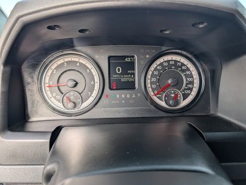 Used 2019 RAM 1500 Express image 15