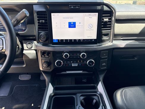 Certified 2025 Ford F250 Platinum AWD/4WD image 29