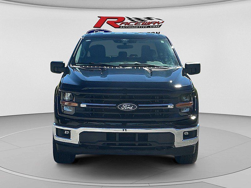 Used 2025 Ford F150 XLT w/ Equipment Group 301A Standard AWD/4WD image 8