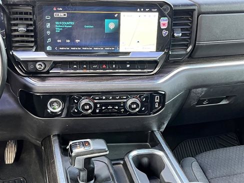 Used 2023 Chevrolet Silverado 1500 LT AWD/4WD image 20