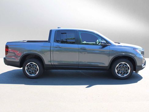 Used 2024 Honda Ridgeline TrailSport image 6
