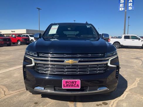 Used 2022 Chevrolet Tahoe Premier RWD image 2