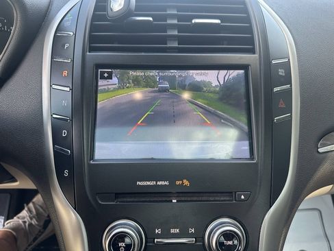 Used 2019 Lincoln MKC Reserve w/ MKC Climate Package AWD/4WD image 15