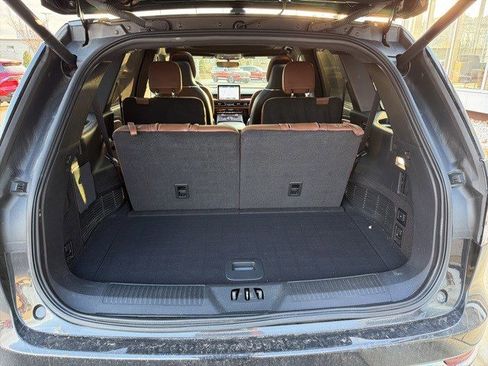 Used 2023 Lincoln Aviator Reserve w/ Equipment Group 201A image 25