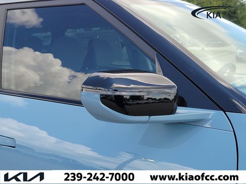 New 2027 Kia Seltos S FWD image 8