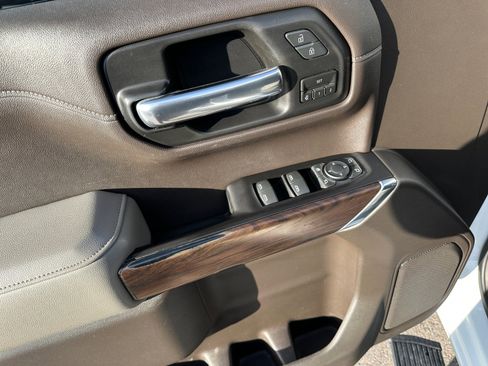 Used 2020 GMC Sierra 1500 SLT w/ Driver Alert Package I image 15