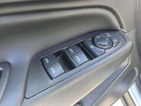 Used 2022 Chevrolet Equinox LT FWD image 22