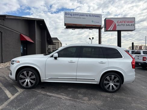 Used 2020 Volvo XC90 T6 Inscription image 2