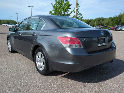 Used 2010 Honda Accord LX-P image 4