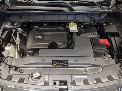 Used 2022 Nissan Pathfinder SV FWD image 3