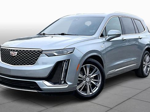 Used 2024 Cadillac XT6 Premium Luxury image 2