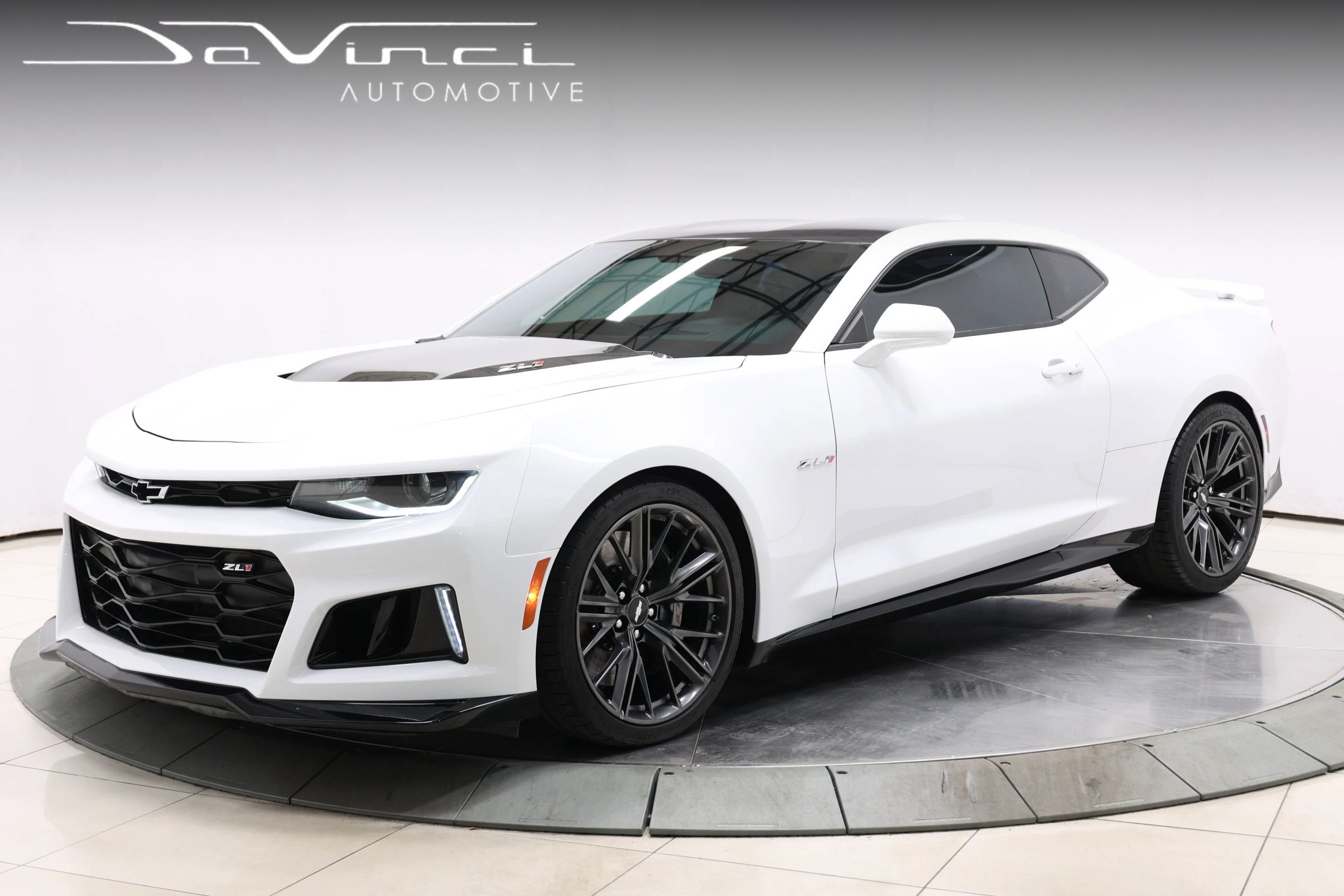 Used 2018 Chevrolet Camaro ZL1 RWD image 1