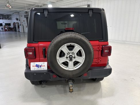 Used 2021 Jeep Wrangler Unlimited Sport AWD/4WD image 4
