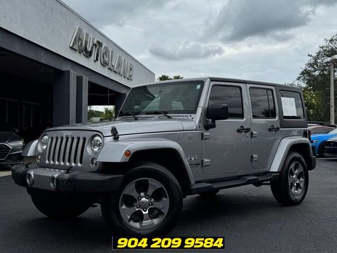 Used 2018 Jeep Wrangler Unlimited Sahara AWD/4WD image 1