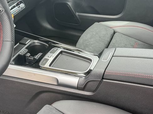 Used 2024 Mercedes-Benz EQB 350 4MATIC SUV image 20