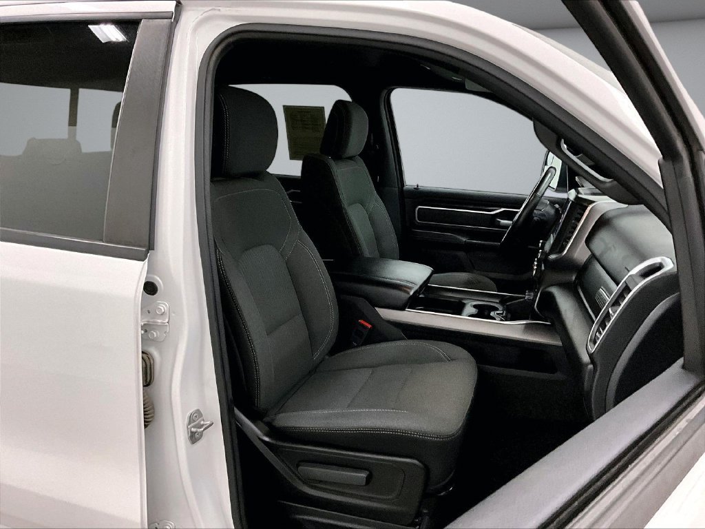Used 2023 RAM 1500 Big Horn AWD/4WD image 30