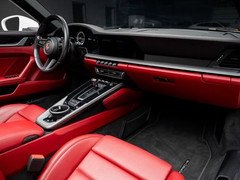 Used 2020 Porsche 911 Carrera image 60