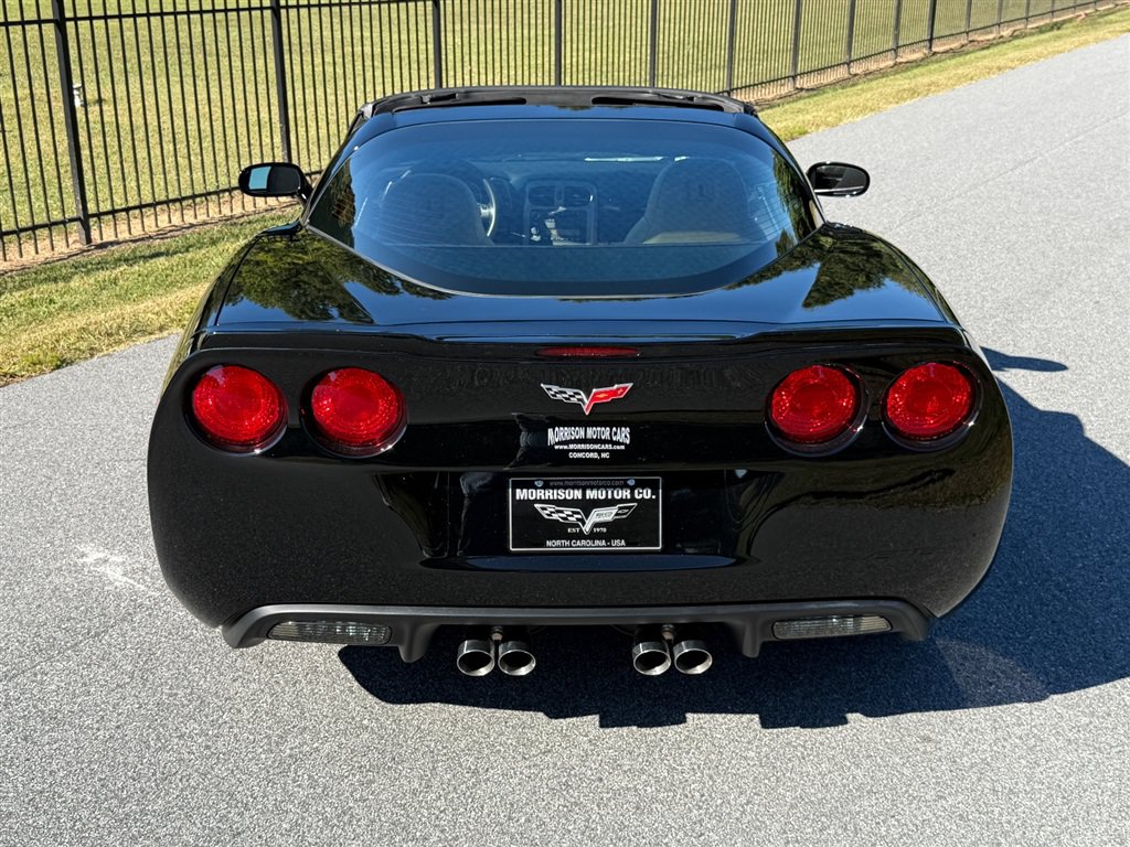 Used 2007 Chevrolet Corvette Coupe w/ Preferred Equipment Group RWD image 35