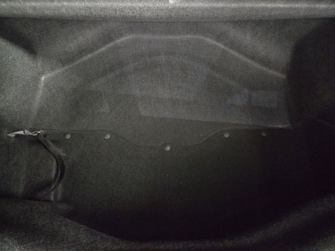 Used 2022 Rivian R1S Launch Edition image 26