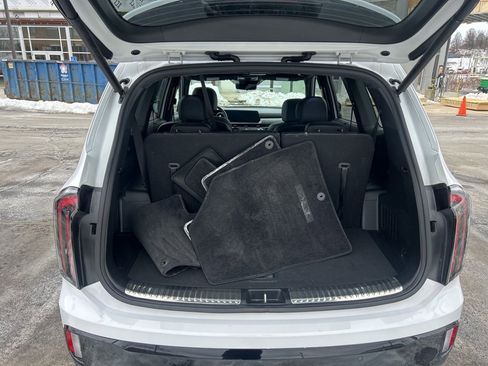 Certified 2025 Kia Telluride SX Prestige X-Line image 8