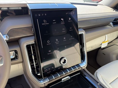 New 2026 GMC Yukon XL Denali image 31