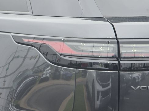 Used 2026 Land Rover Range Rover Velar Dynamic SE AWD/4WD image 33