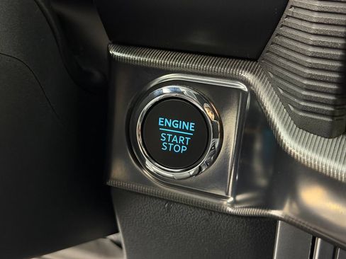 Used 2025 Ford F150 Raptor AWD/4WD image 26