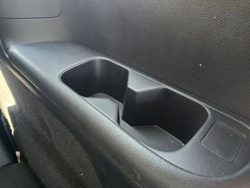 Used 2025 Nissan Pathfinder SV AWD/4WD image 31