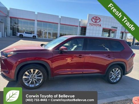 Used 2024 Toyota Grand Highlander Platinum image 5