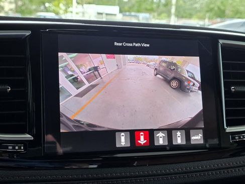 New 2026 Chrysler Pacifica Pinnacle w/ Trailer Tow Group image 21