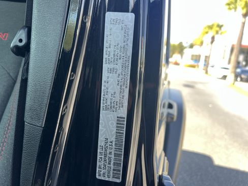 Used 2025 Jeep Wrangler Rubicon w/ Convenience Group image 36