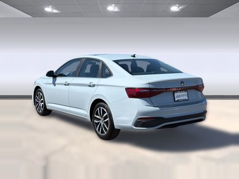 New 2026 Volkswagen Jetta SE FWD image 3