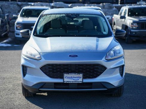 Used 2022 Ford Escape SE image 2