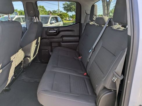 Used 2022 Chevrolet Silverado 1500 Custom AWD/4WD image 12
