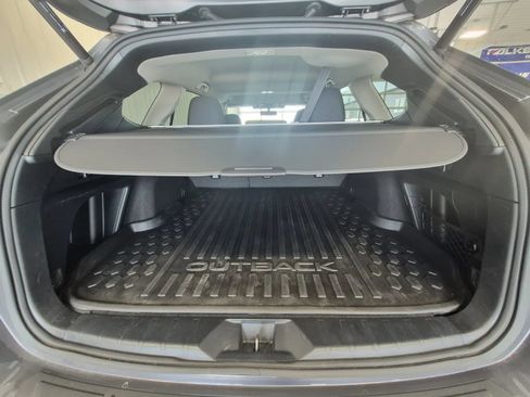 Used 2023 Subaru Outback Premium AWD/4WD image 13